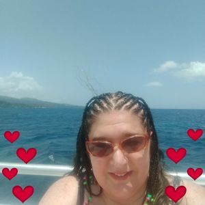 Meet your Posher, Diane